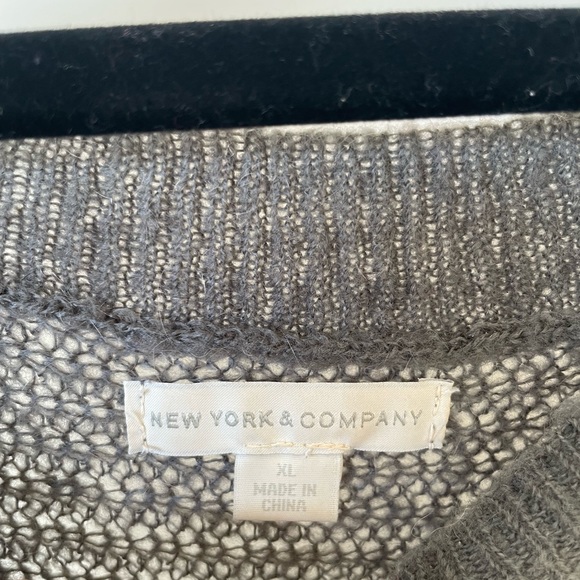 XL knit 3/4 sleeve grey sweater - Picture 2 of 4